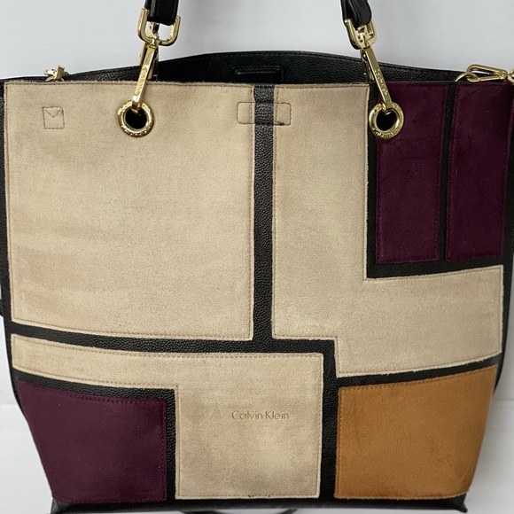 🌸HOST PICK🌸Calvin Klein Reversible leather - Picture 4 of 11